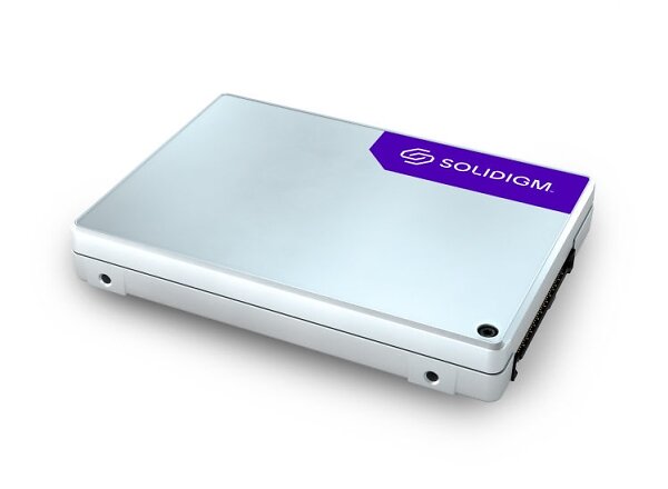 Solidigm D5-P5336 2.5 PCIe 4.0 x4 61.44TB