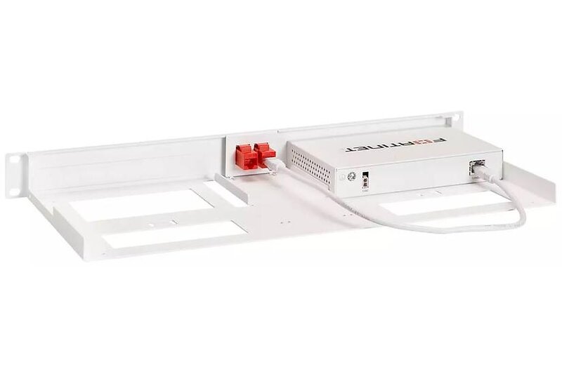 R RACKMOUNT·IT Rackmonteringssats 1U RM-FR-T17