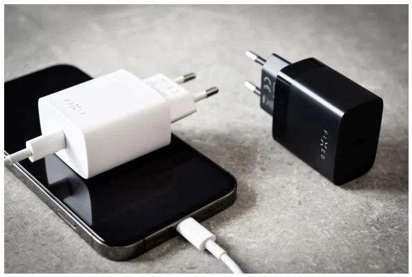 Fixed FIXC20N-C Reseadapter 24-stifts USB-C 20W