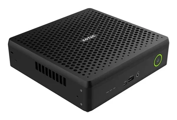 Zotac Magnus Eamax395c Barebone Mini PC Ryzen 395 128GB (ZBOX-EAMAX395C-BE)